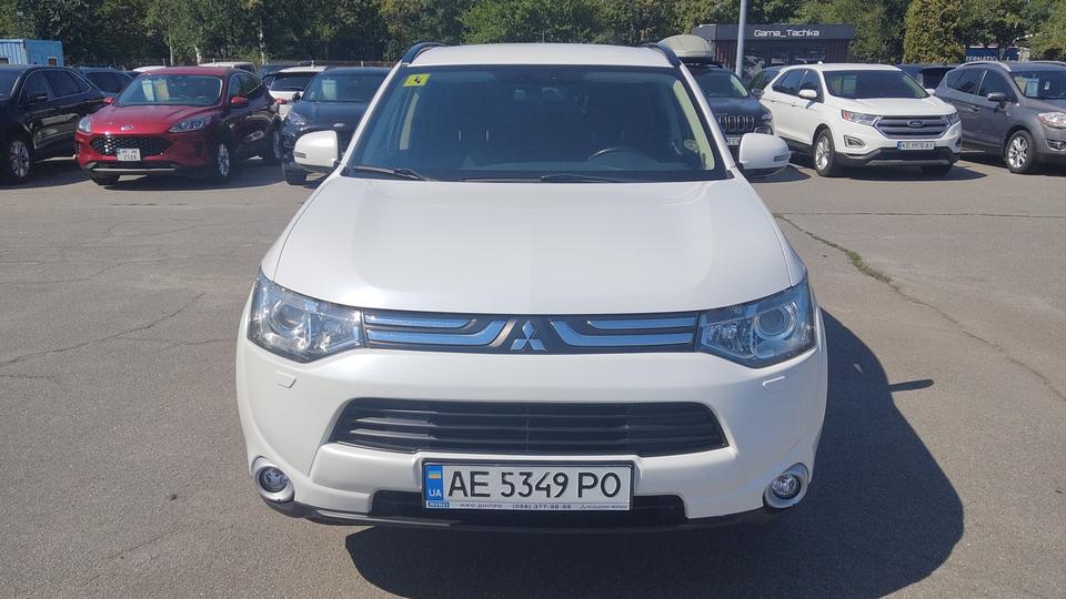 Mitsubishi Outlander 2013