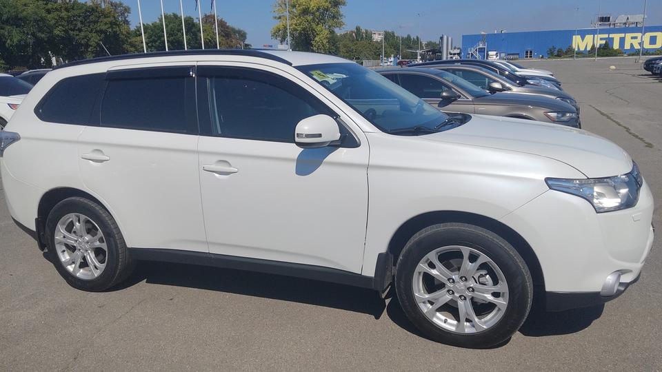 Mitsubishi Outlander 2013