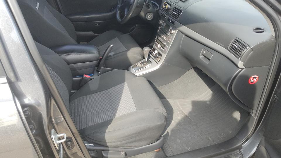Toyota Avensis 2008