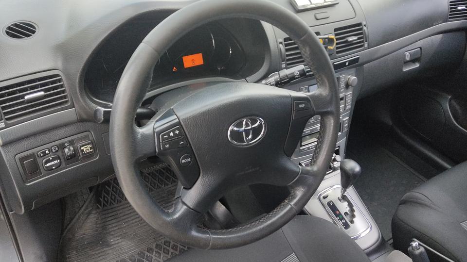 Toyota Avensis 2008