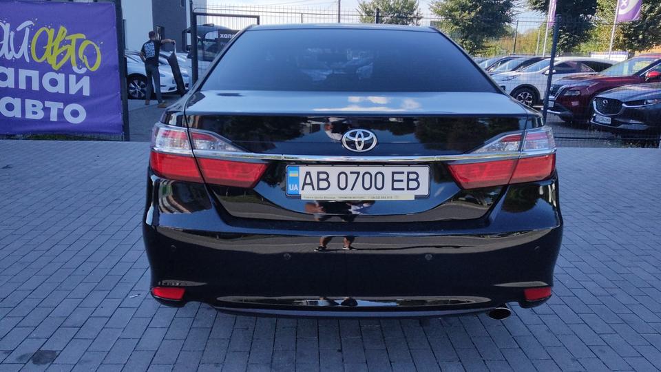 Toyota Camry 2016