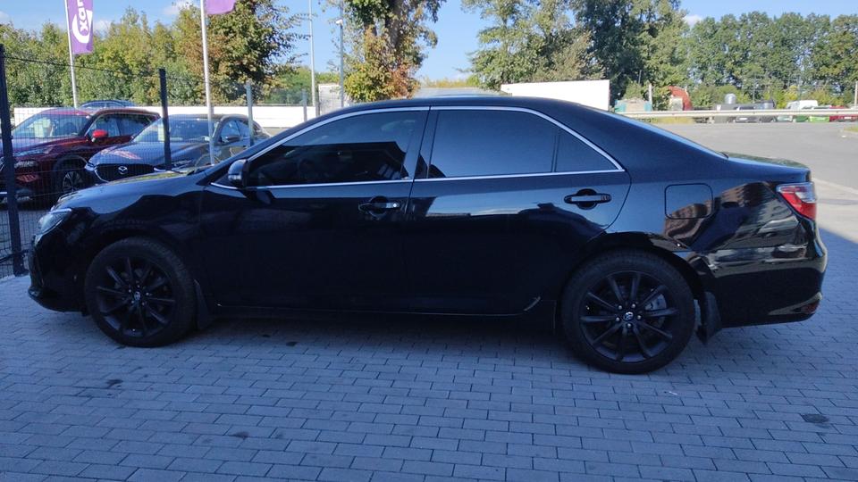 Toyota Camry 2016