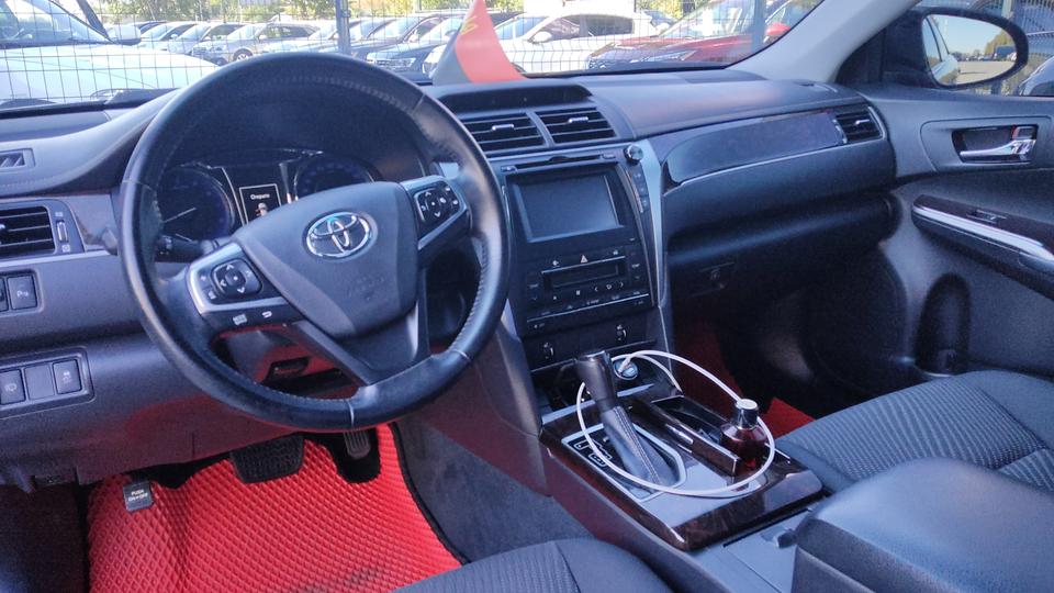 Toyota Camry 2016