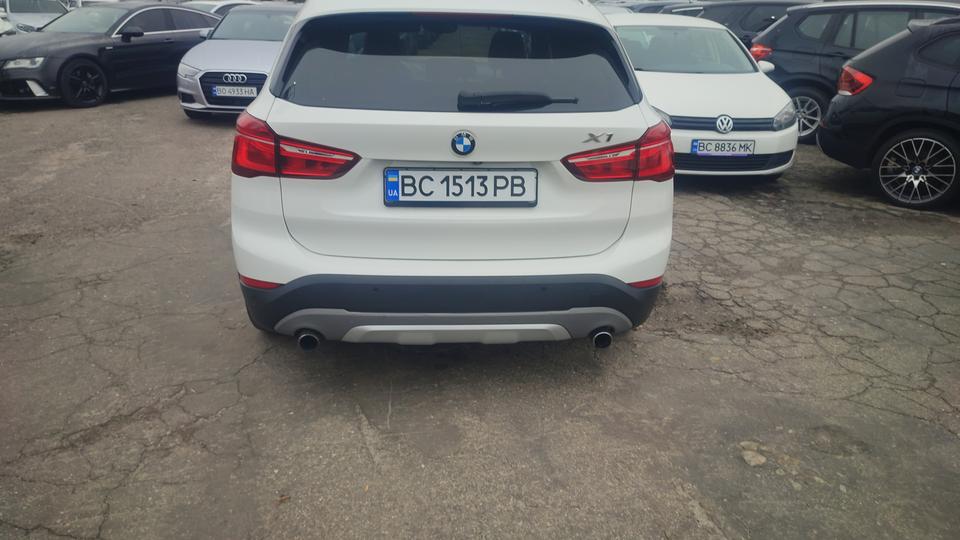 BMW-4