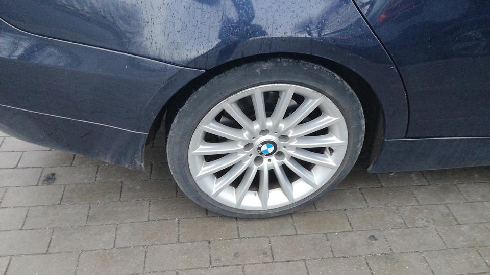 Автомобіль-18