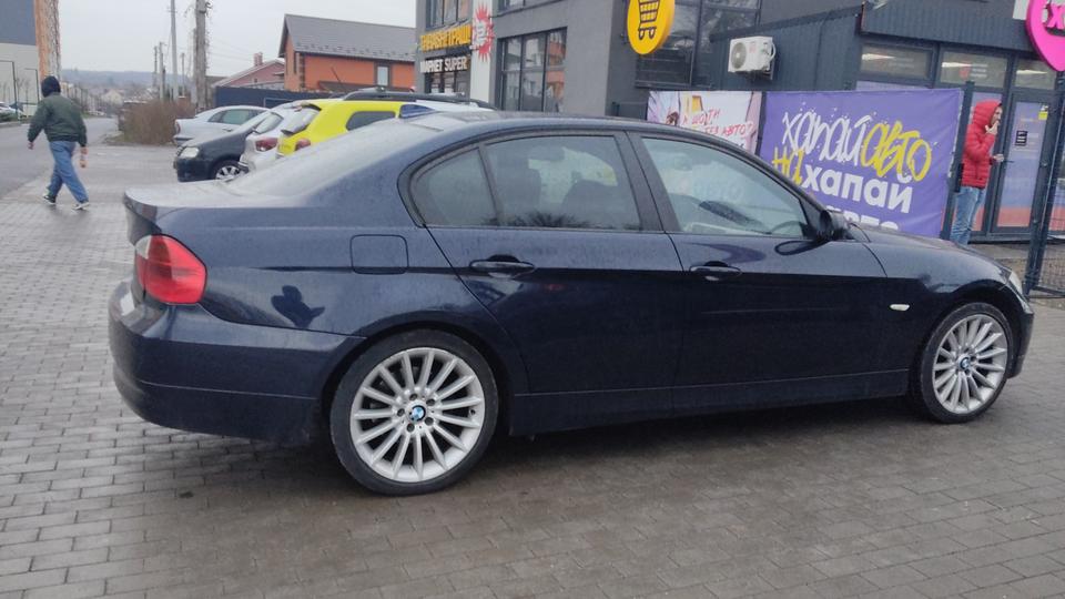 Автомобіль-6