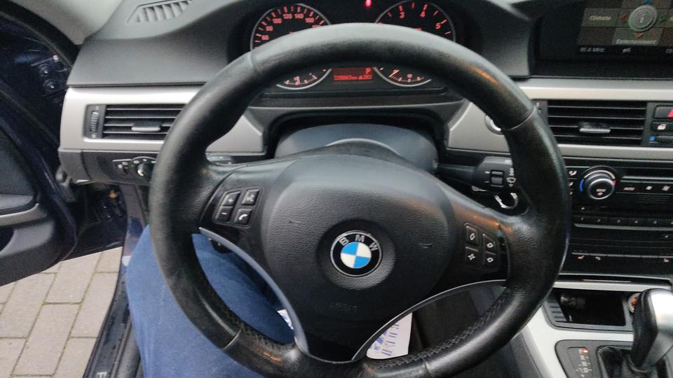 Автомобіль-23