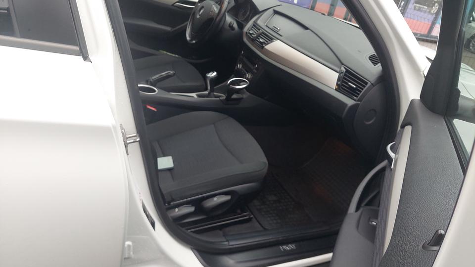 Автомобіль-25