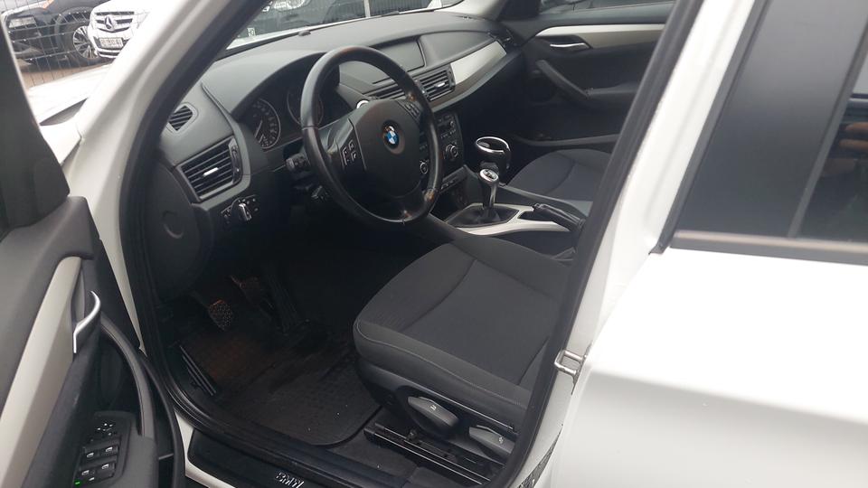 Автомобіль-9