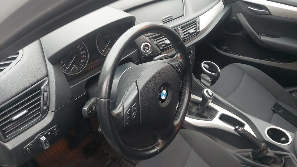 Автомобіль-23