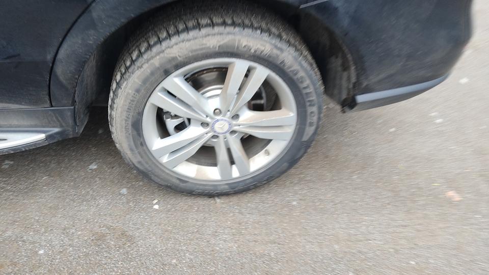 Автомобіль-16