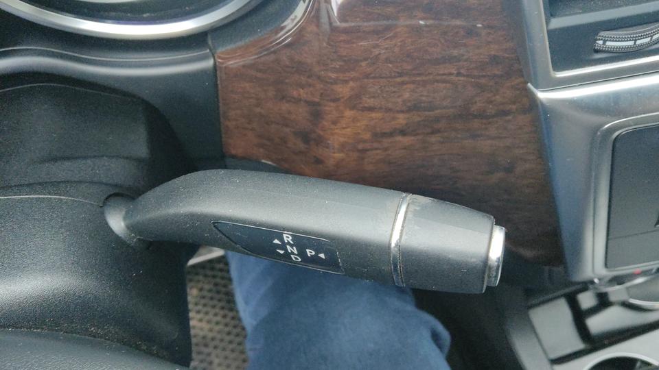 Автомобіль-23