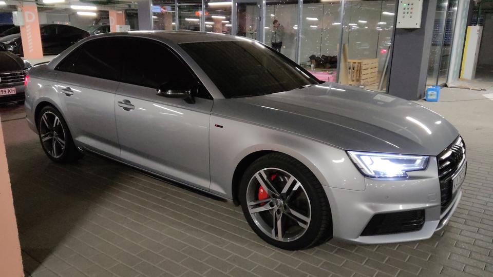 Audi-6