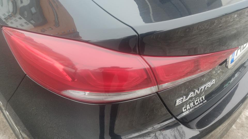 Hyundai Elantra 2018