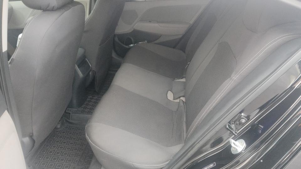 Hyundai Elantra 2018