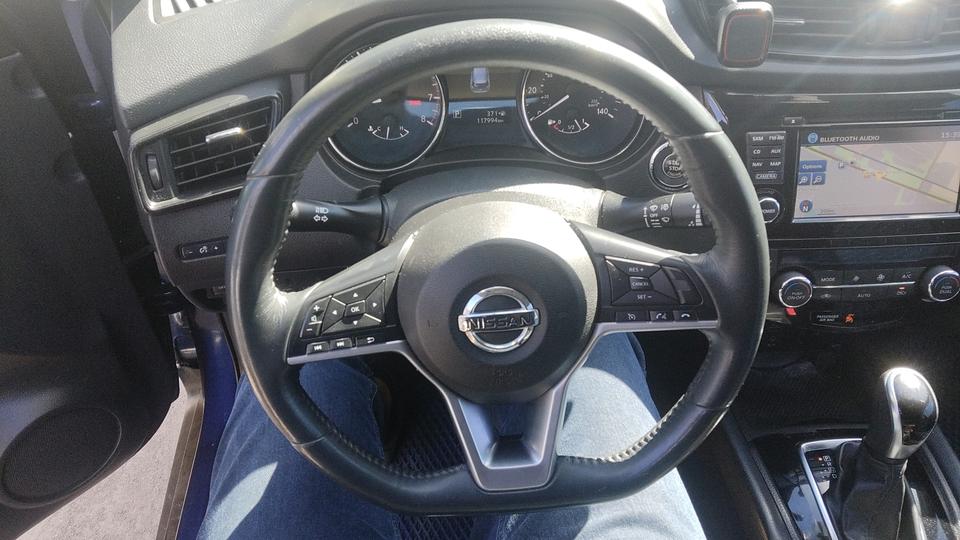 Nissan-20