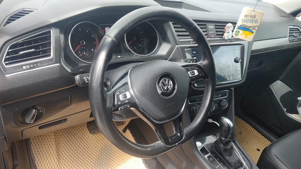 Volkswagen-23