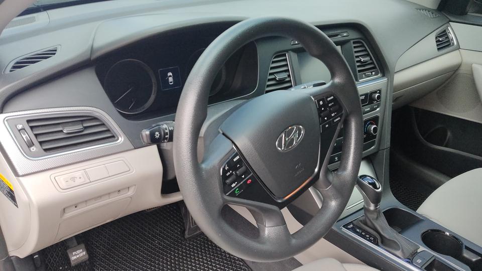 Hyundai-23