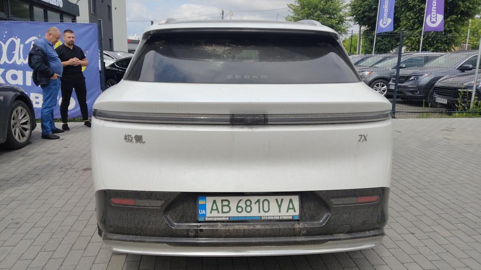 SEAT-4