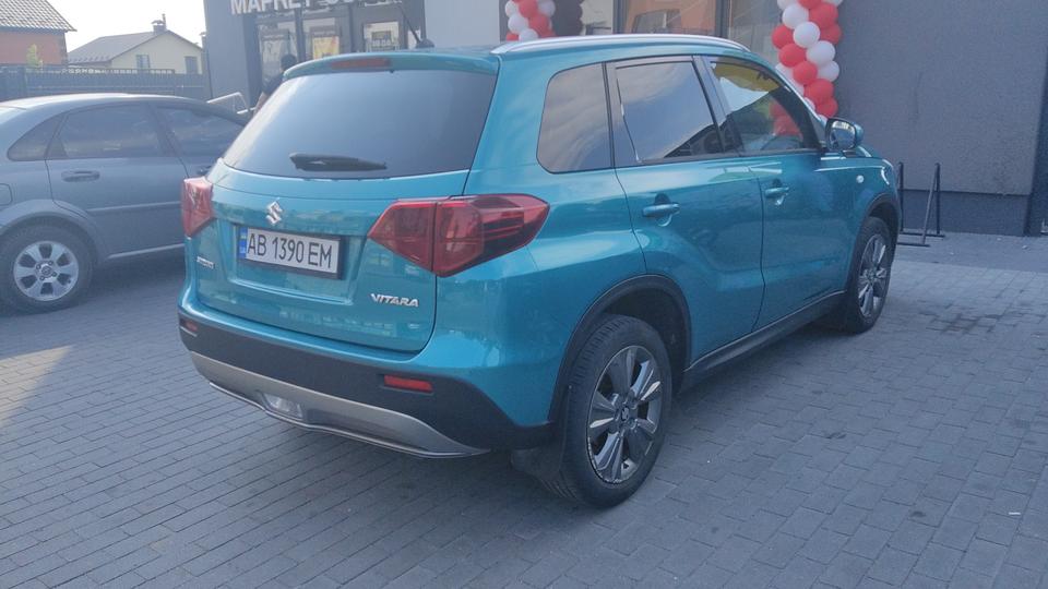 Suzuki-2