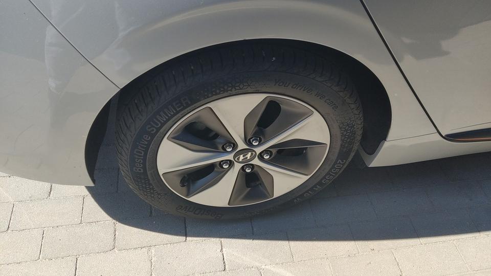 Hyundai-15