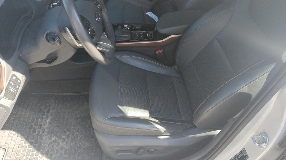 Hyundai-9